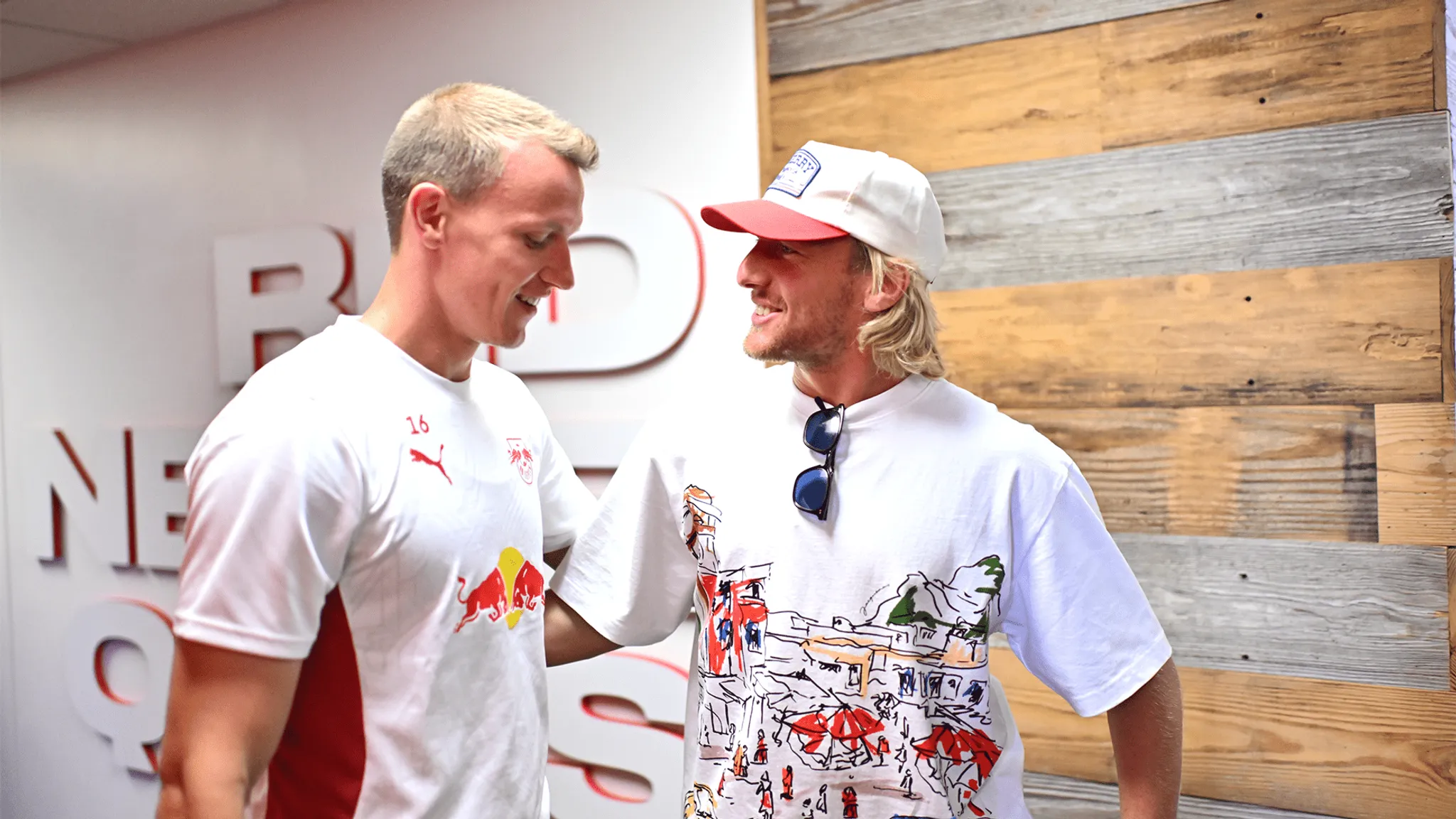 Lukas Klostermann und Emil Forsberg.