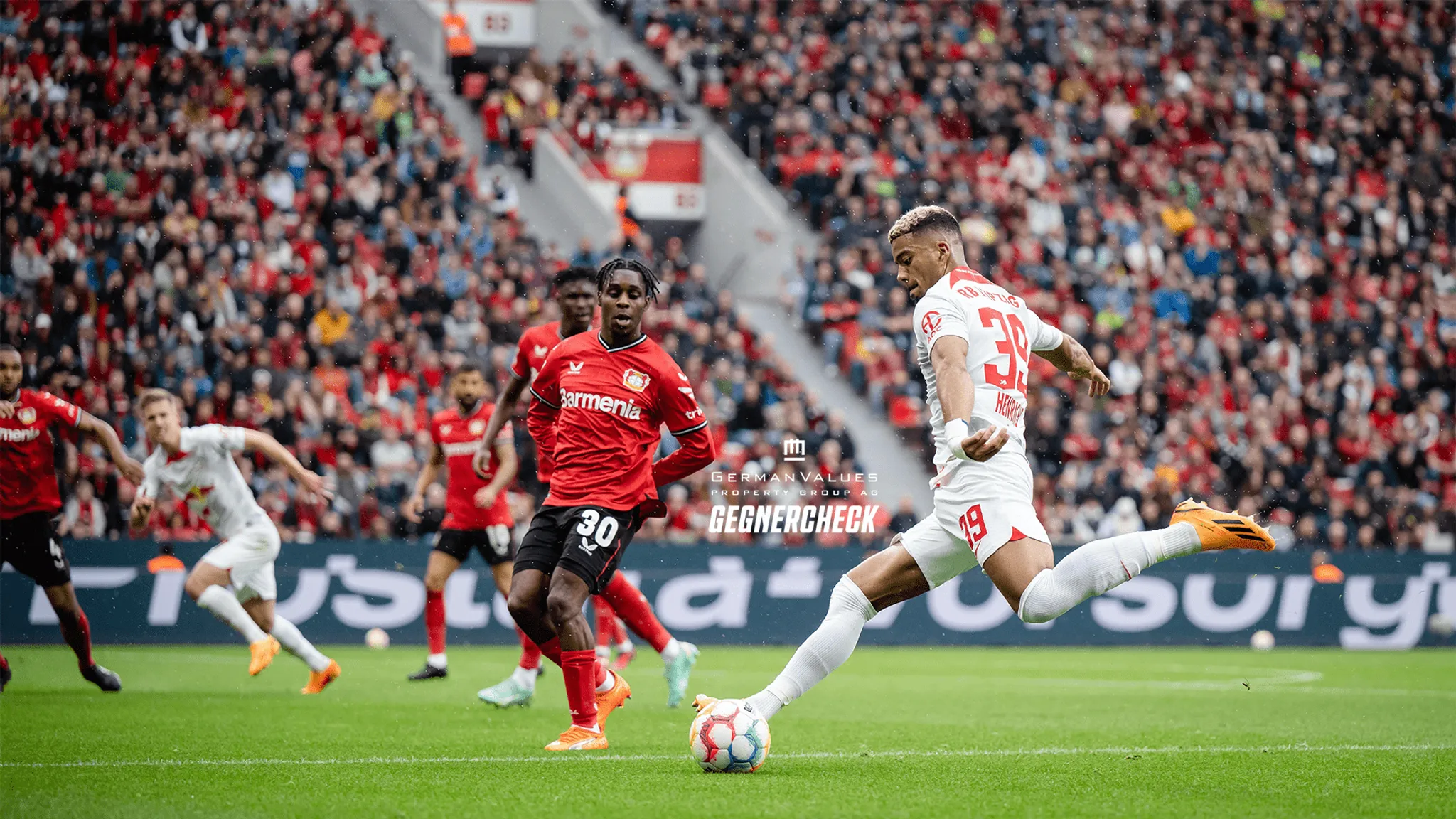 Benny Henrichs in action against Leverkusen last season