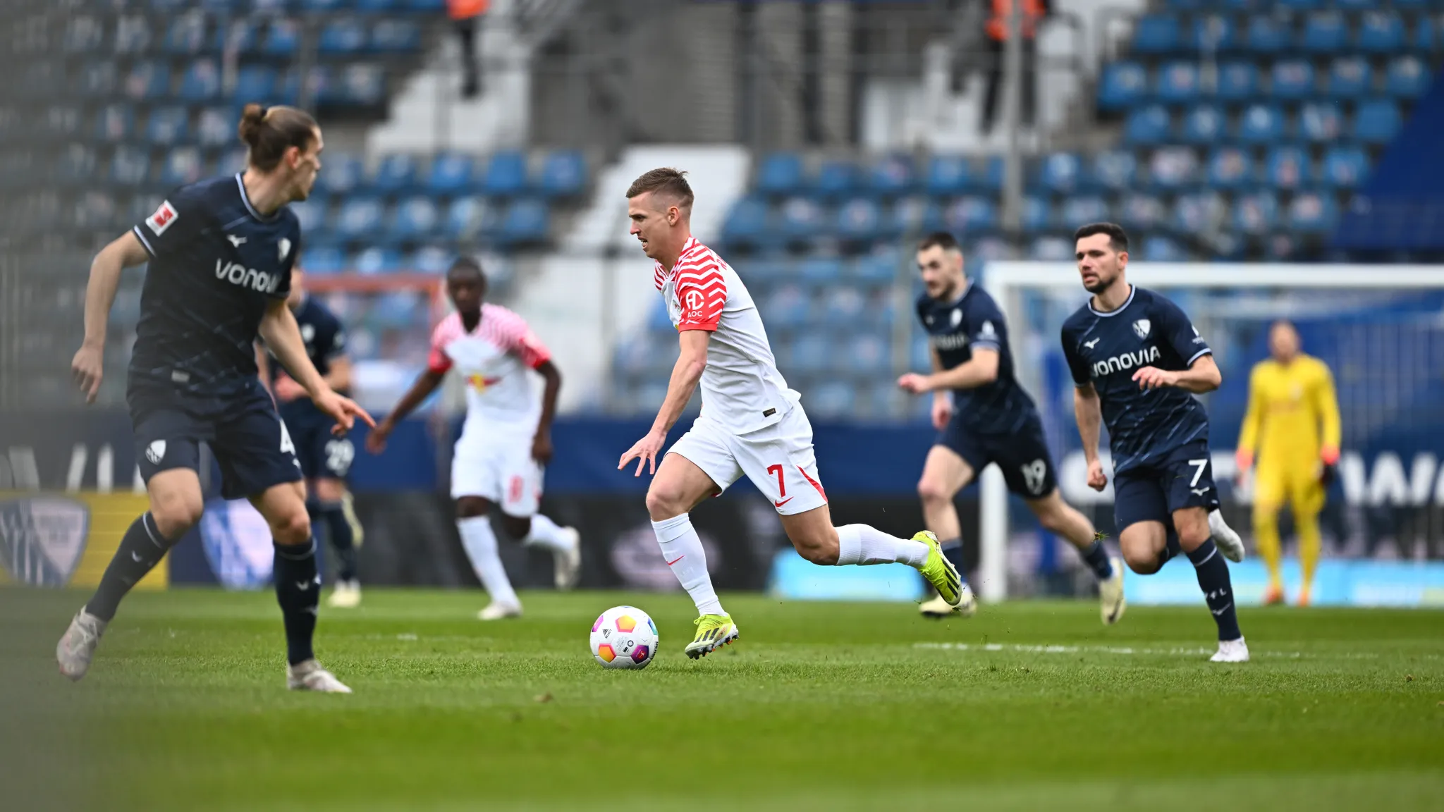 Dani Olmo goes forward.