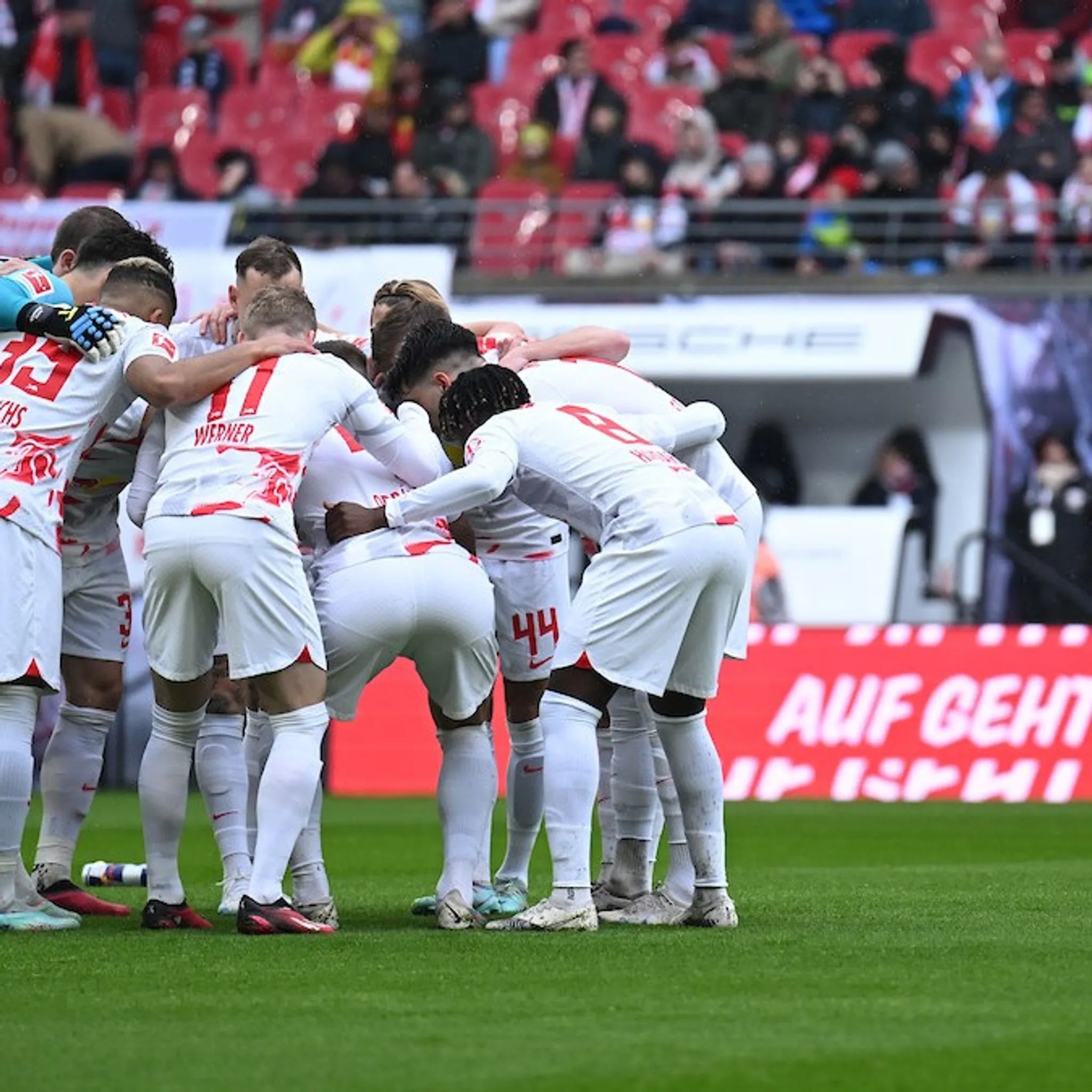 Die Mannschaft von RB Leipzig vor dem Spiel gegen den FC Augsburg.