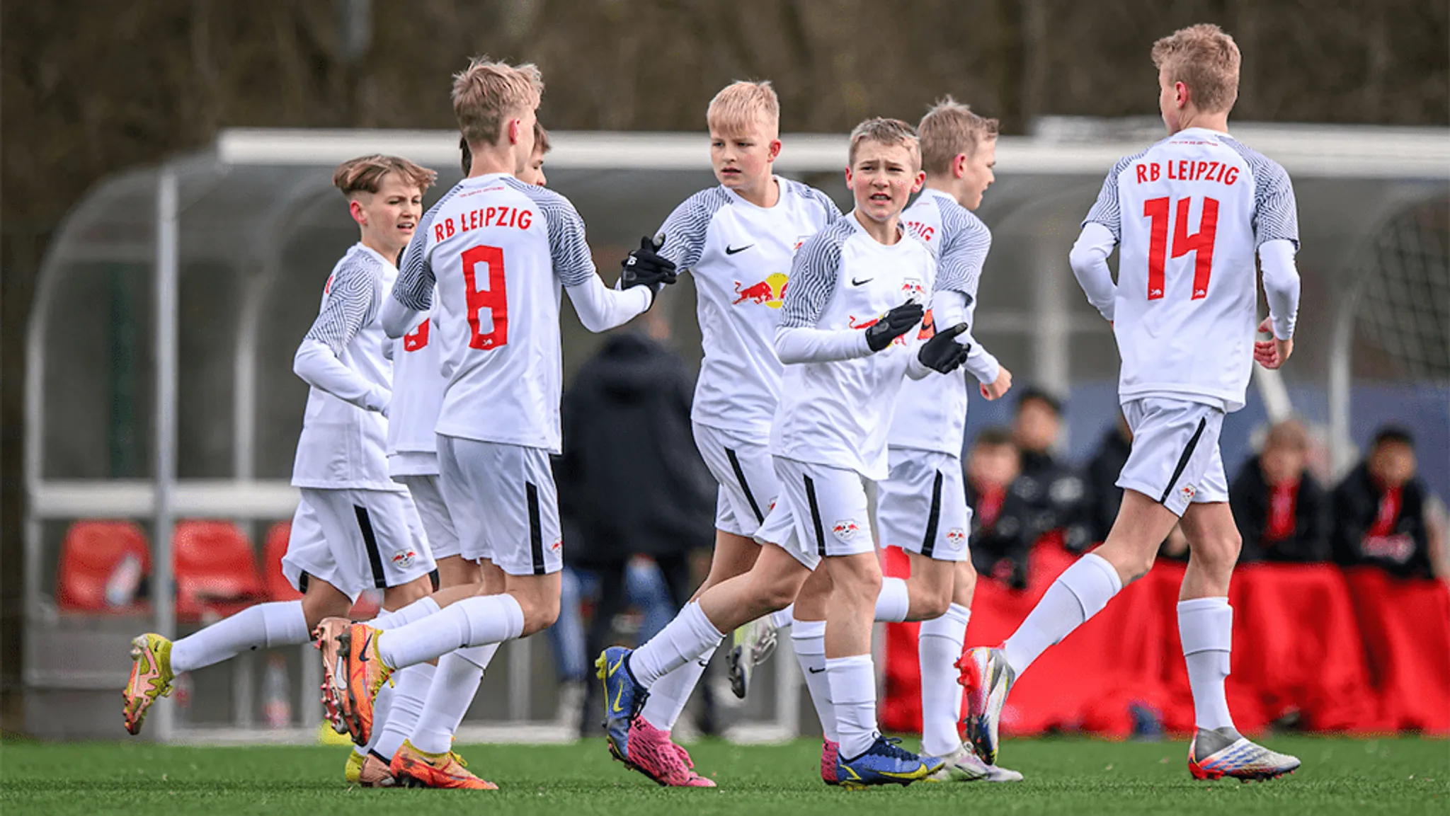 RB Leipzig sucht Gastfamilien für Spieler im Alter von 13-15 Jahren.