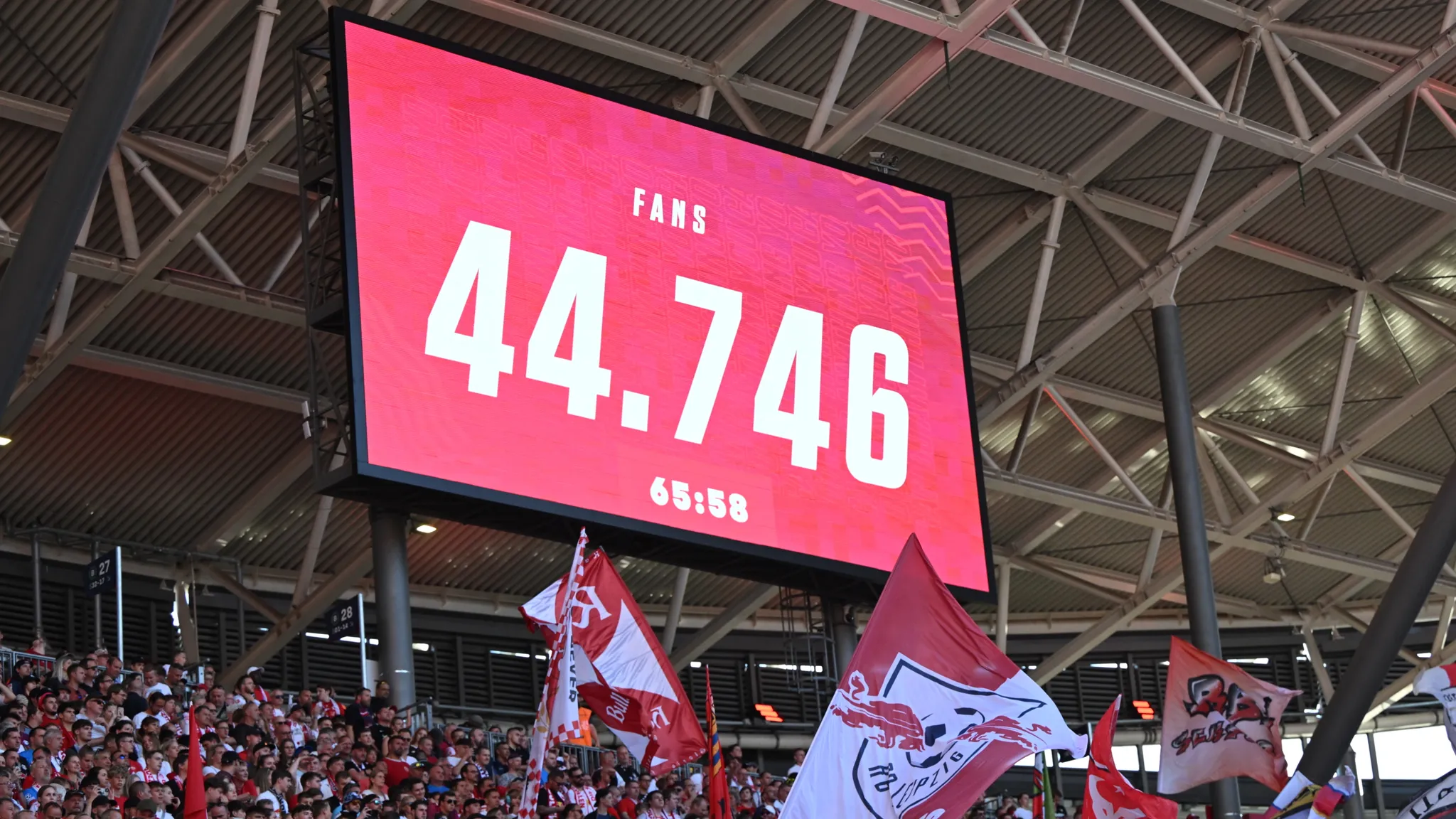 The bog screen at the Red Bull Arena displays the game's attendance: 44,746.