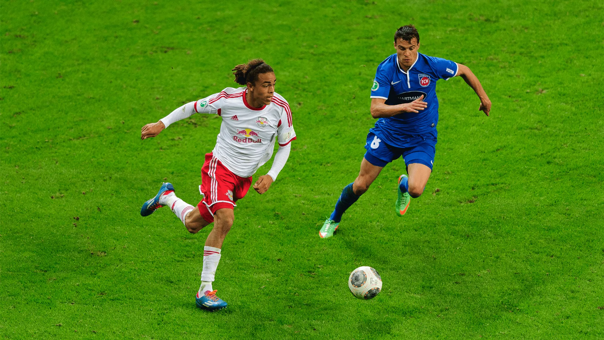 Yussuf Poulsen in der Saison 2013/14 im Heimspiel gegen den 1. FC Heidenheim.