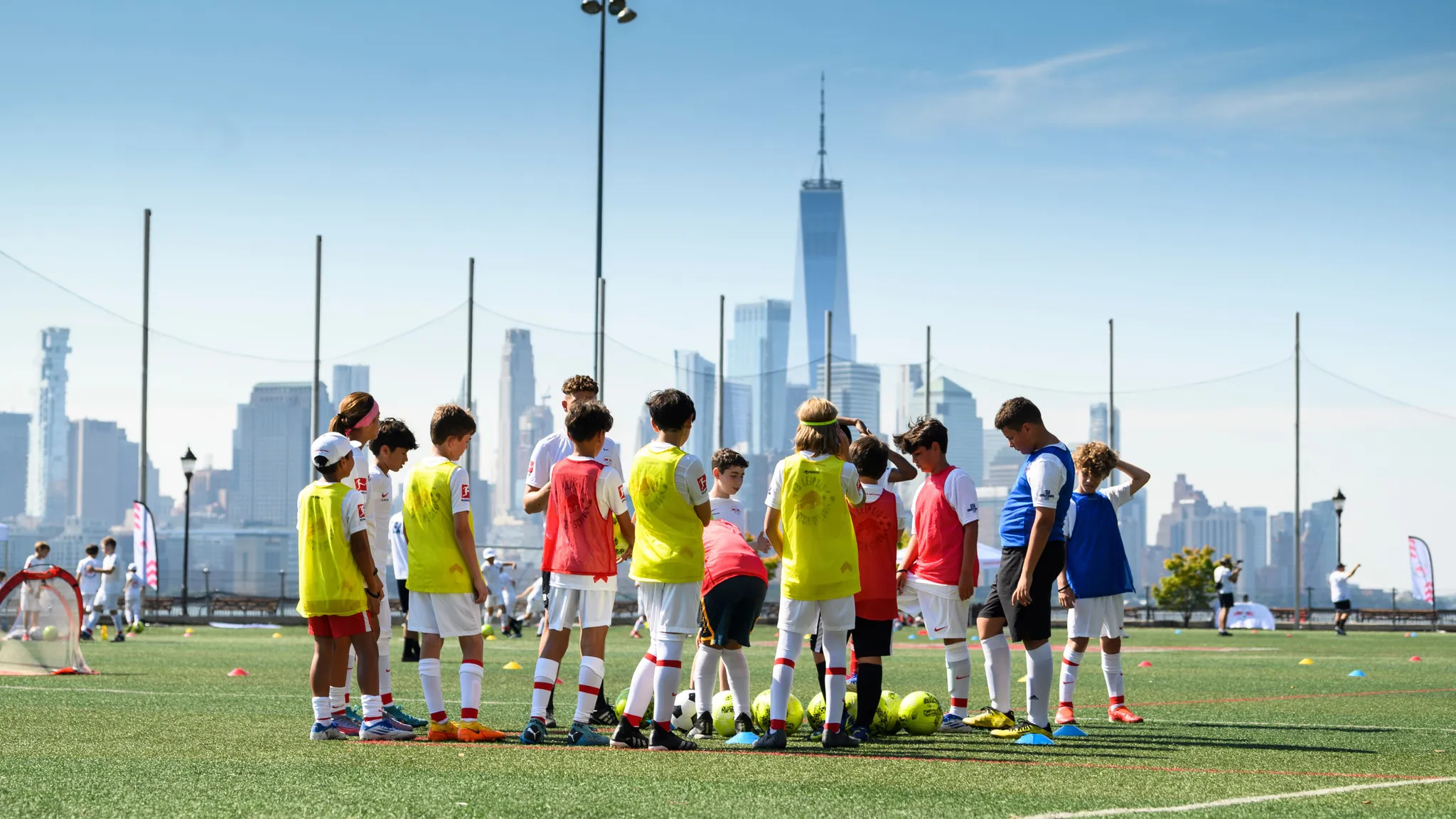Young football players in New York Summer Camp by RB Leipzig