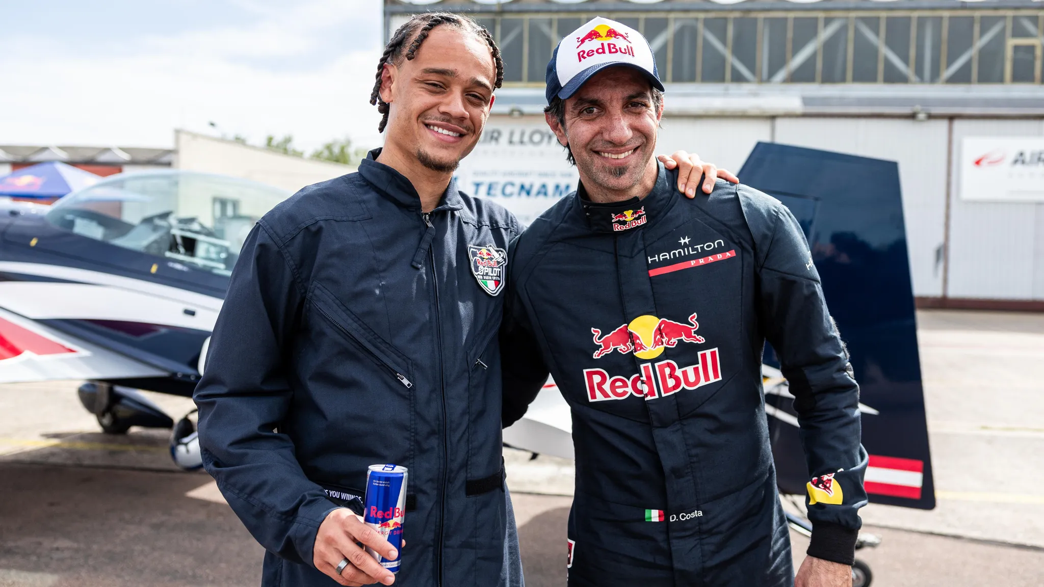 Xavi Simons and Red-Bull-Air-Race-Pilot Dario Costa