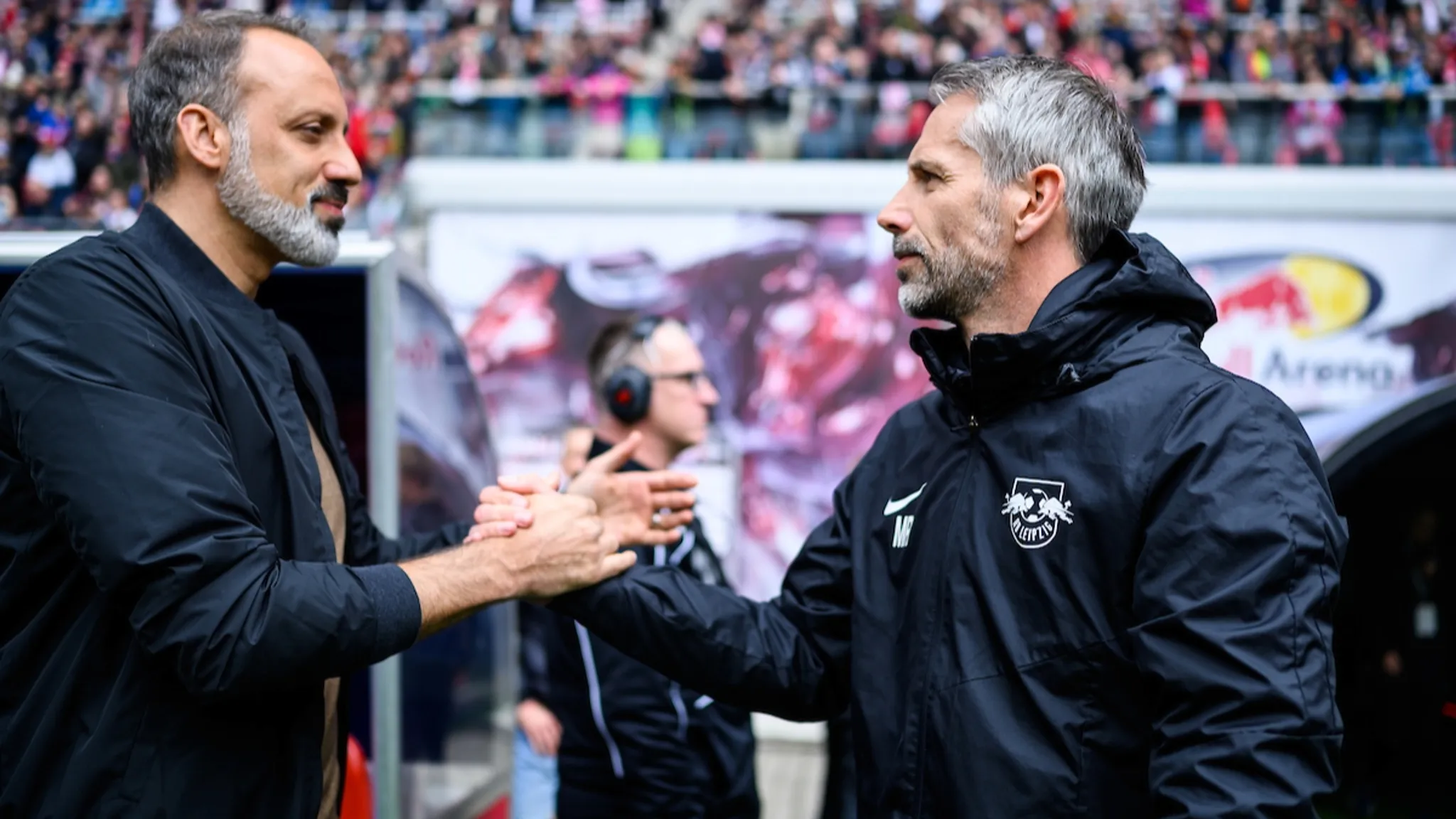 Stuttgart-Coach Pellegrino Matarazzo (links) und RBL-Trainer Marco Rose.