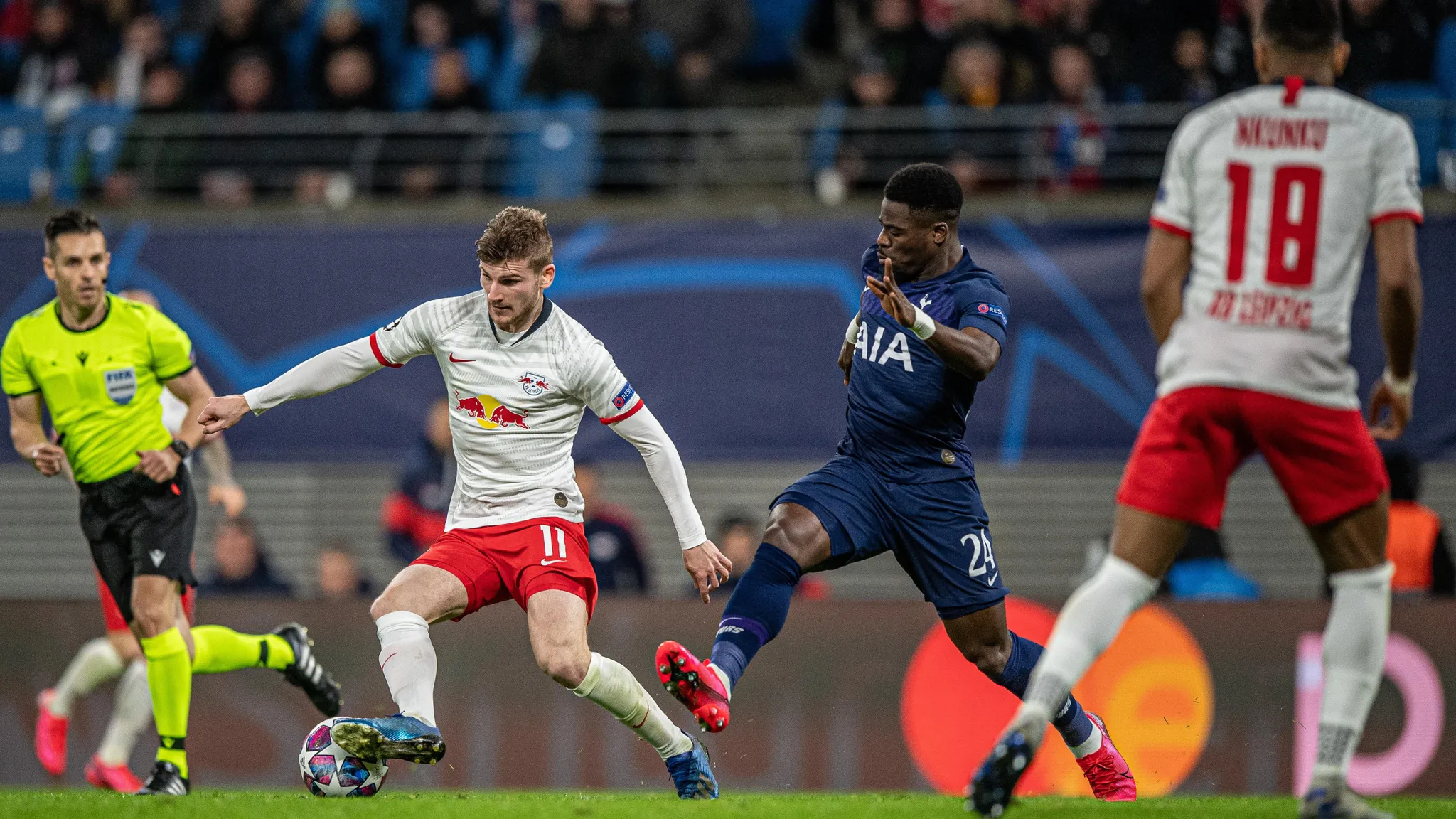 CL-Achtelfinale 2019/20: Timo Werner im Duell mit Tottenhams Serge Aurier.